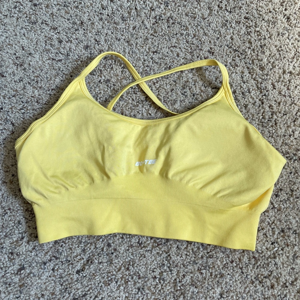 Bo+Tee Large yellow sports bra